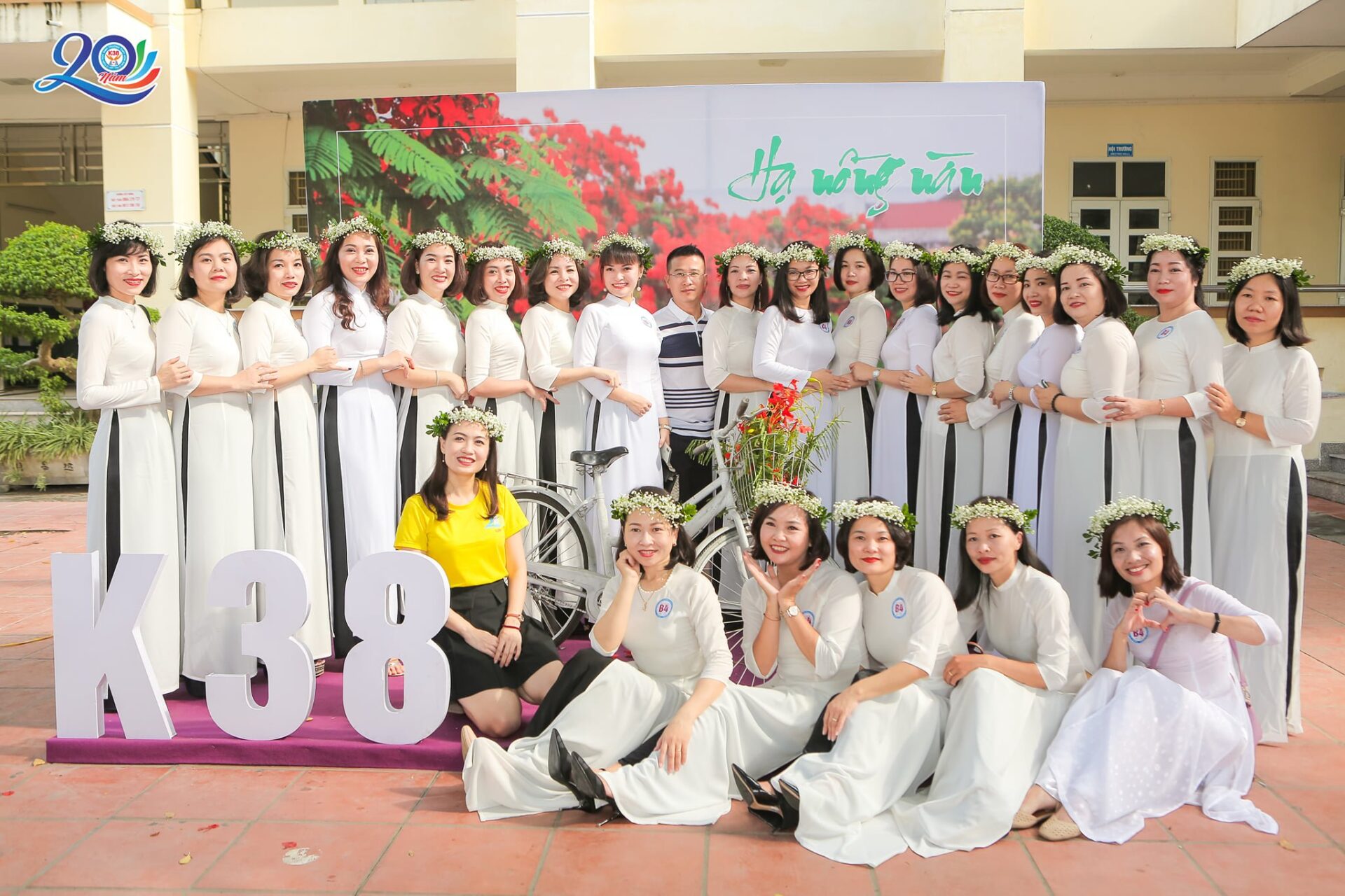 Hội khóa " 20 năm ngày trở về " THPT Hòn Gai (2)