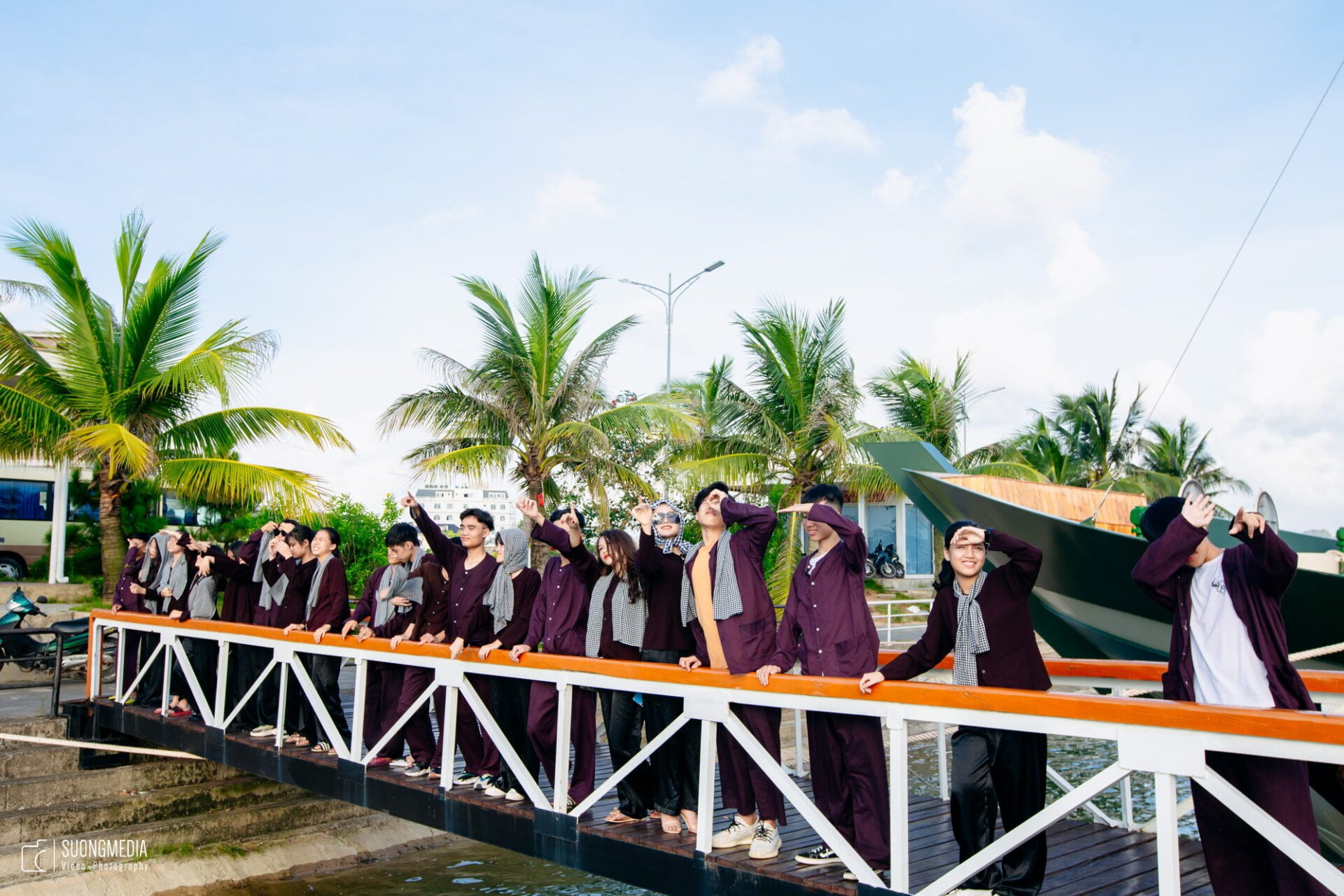 [ YEARBOOK ] TỔNG HỢP CONCEPT CHỤP KỶ YẾU TẠI SƯƠNG XU HƯỚNG 2020 (28)