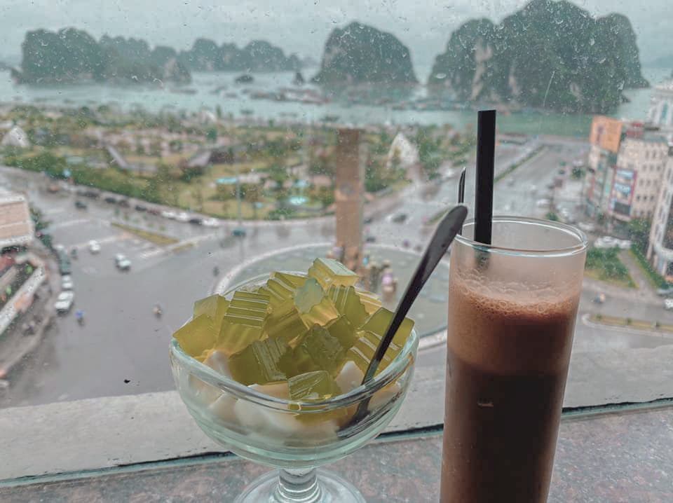 Rooftop Coffee & Bar Tại Hạ Long (2)