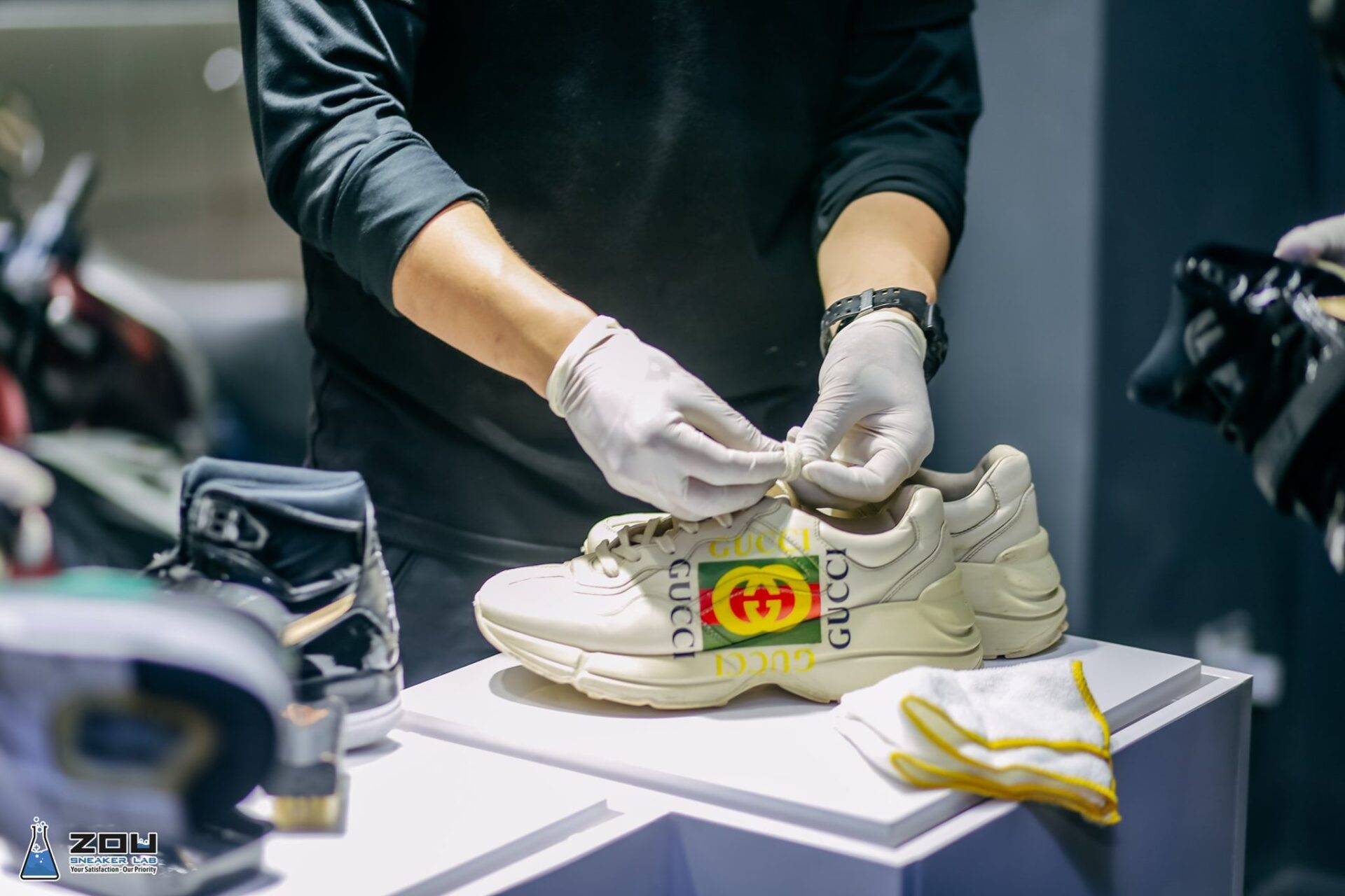 [Grand Opening] Khai trương Zou Sneaker (1)