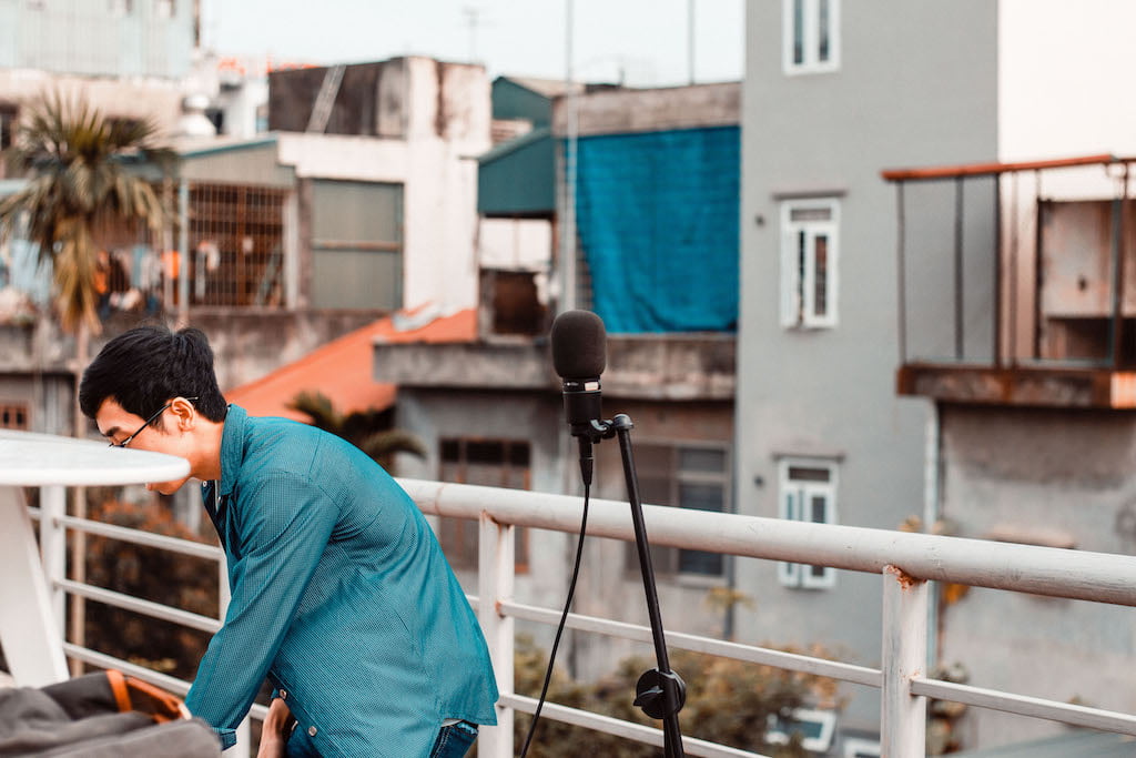 Behind The Scenes ''Hơn Cả Yêu'' Vietcover (1)