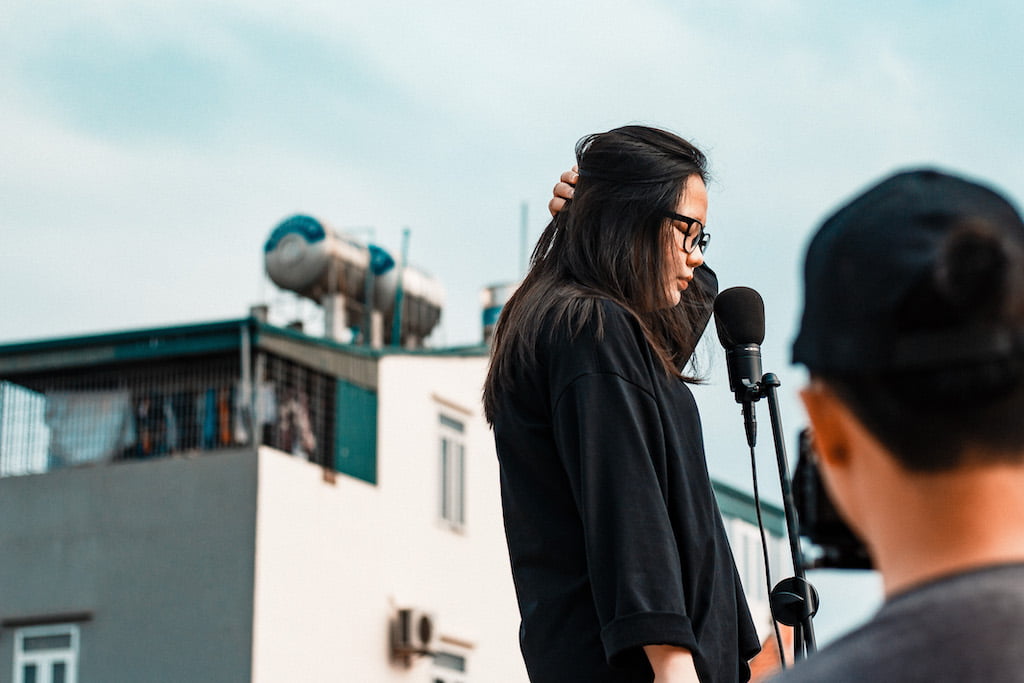 Behind The Scenes ''Hơn Cả Yêu'' Vietcover (9)