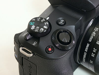 TOP 5 Máy Ảnh Canon Tốt Nhất Năm 2020 Dành Cho Người Thích Đi Du Lịch (5)