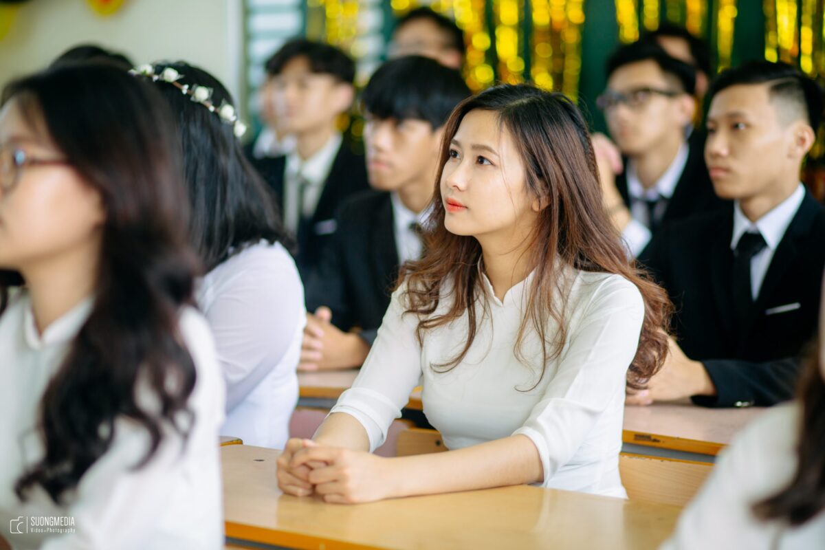 [ Kỷ Yếu ] Lớp 12a - THPT Vũ Văn Hiếu (4)