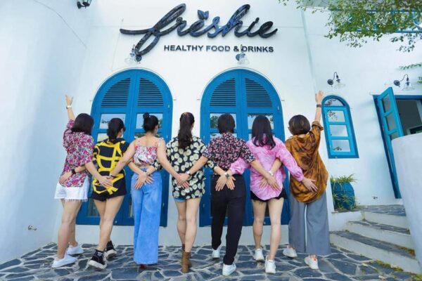 Khám phá FRESHIE - Santorini giữa lòng Hạ Long (9)