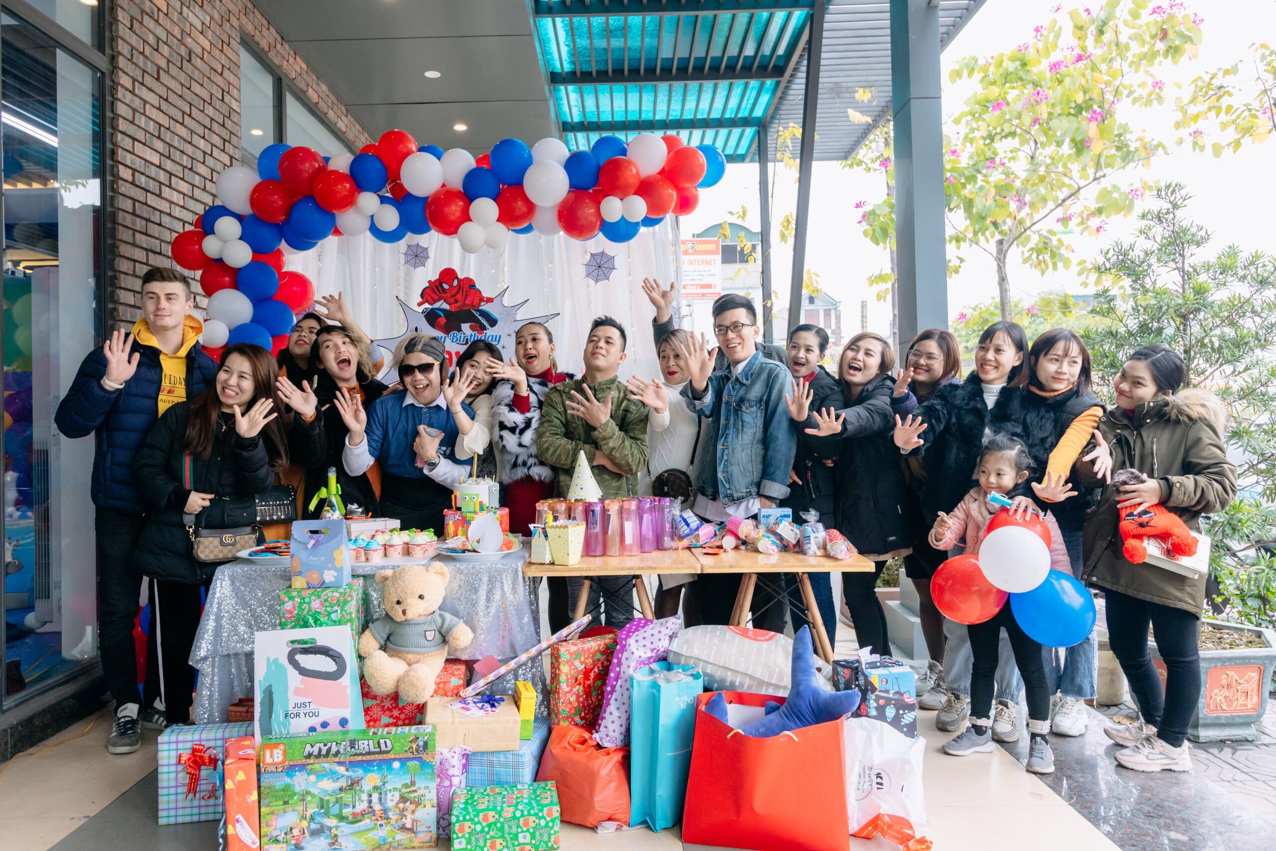 CHỤP ẢNH TIỆC SINH NHẬT - Bộ ảnh sinh nhật của cậu bé Rayne đến từ Philippin khiến người x (9)