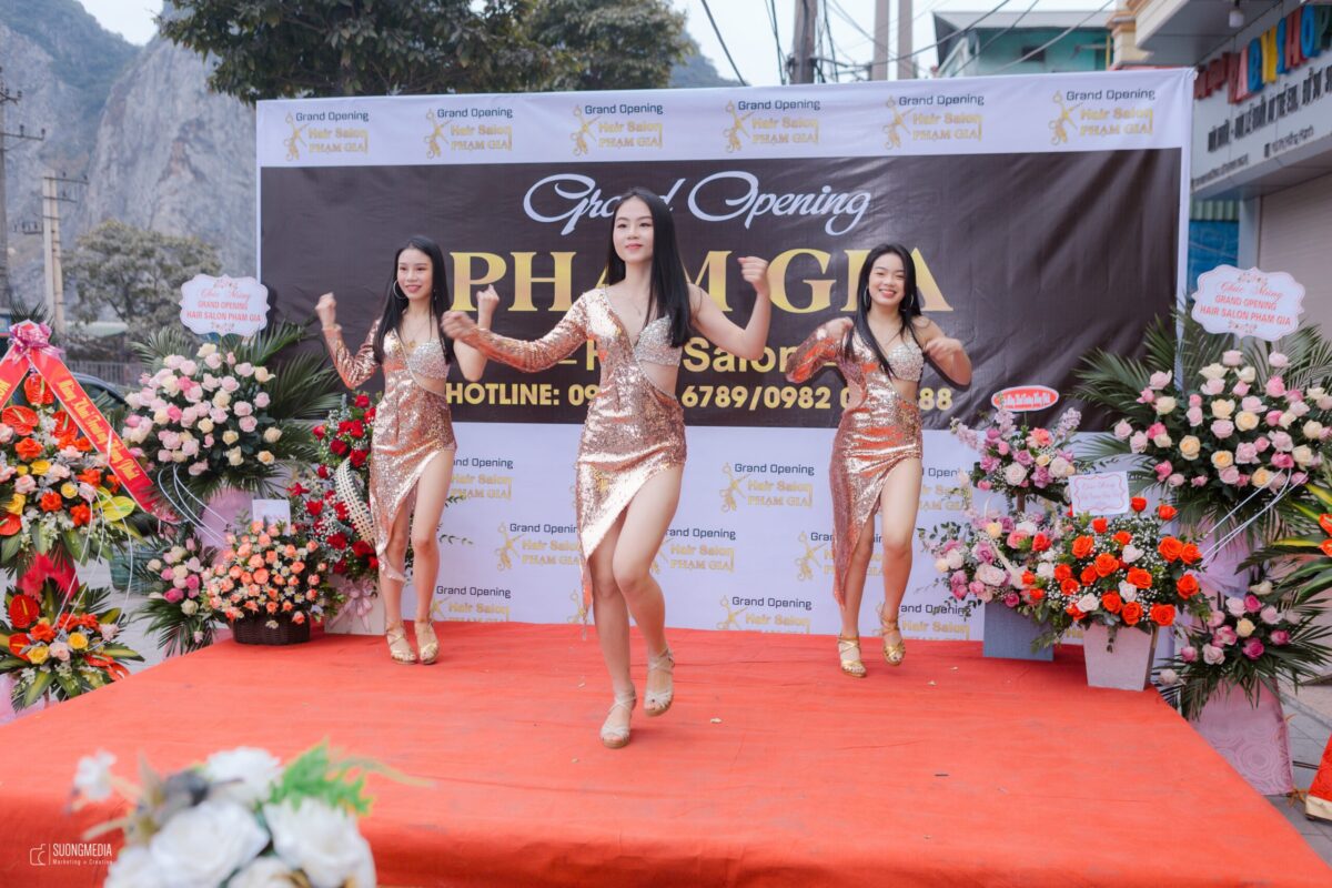 Khai Trương Salon Tóc Phạm Gia tại Thành phố Cẩm Phả (7)