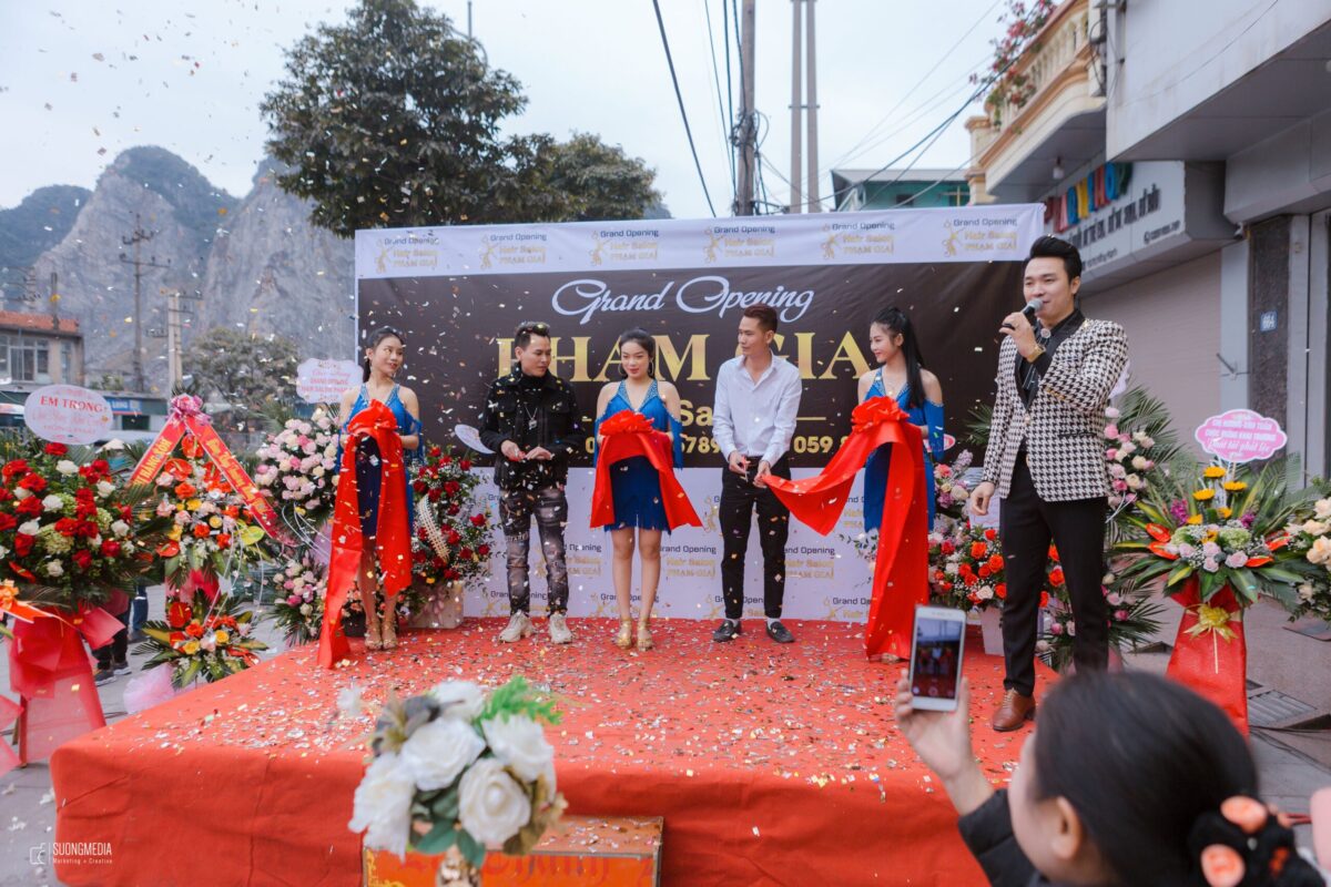 Khai Trương Salon Tóc Phạm Gia tại Thành phố Cẩm Phả (11)