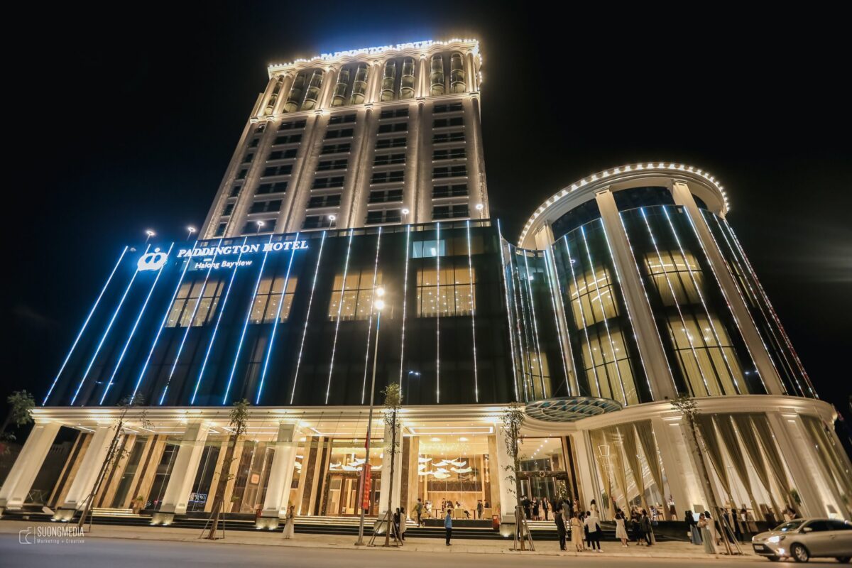 Prom 2021: Starry Night by Sương Media (2)