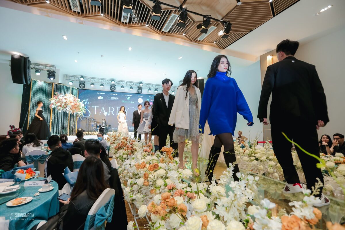 Prom 2021: Starry Night by Sương Media (4)