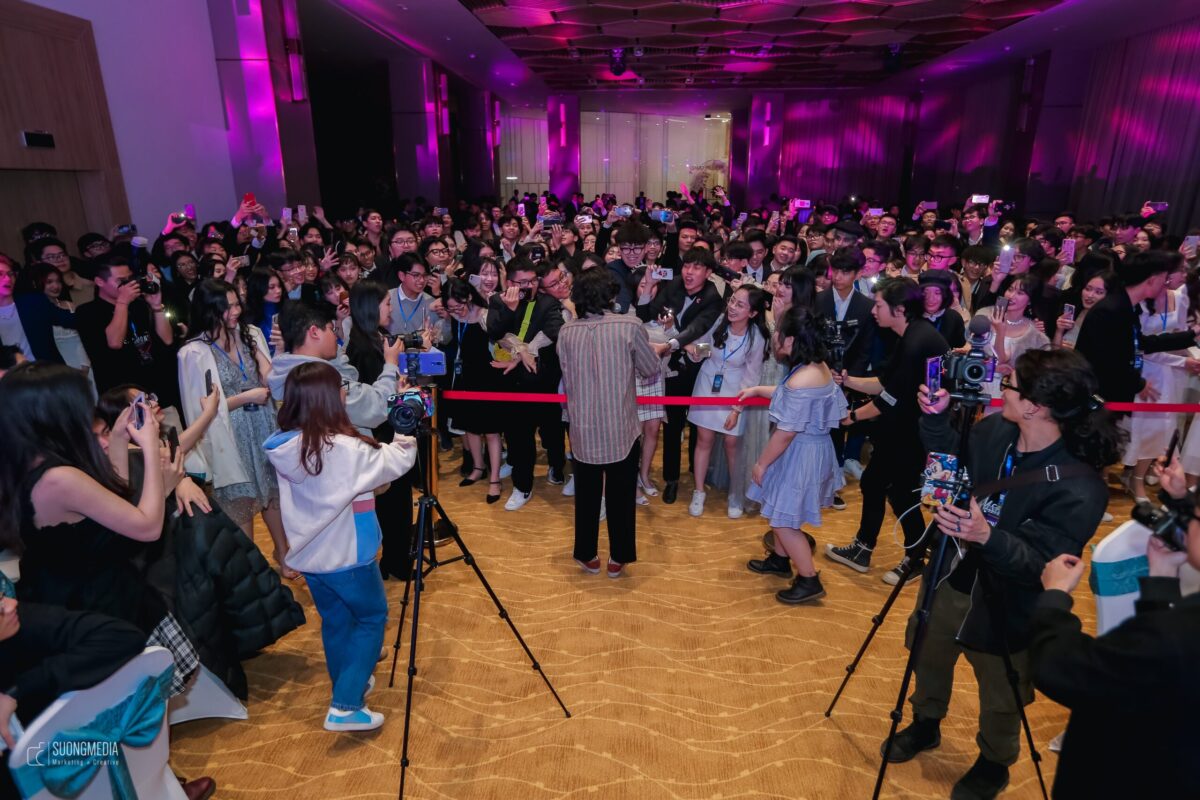 Prom 2021: Starry Night by Sương Media (6)