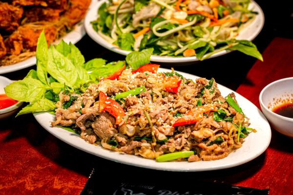 Marketing tổng thể Nhà Hàng Phố Vịt (8)