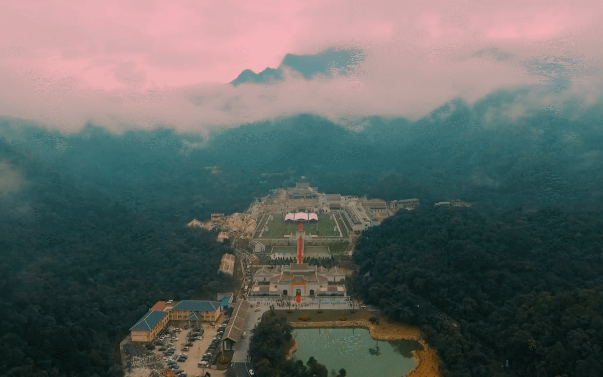 Hình ảnh chùa yên tử từ trên cao
