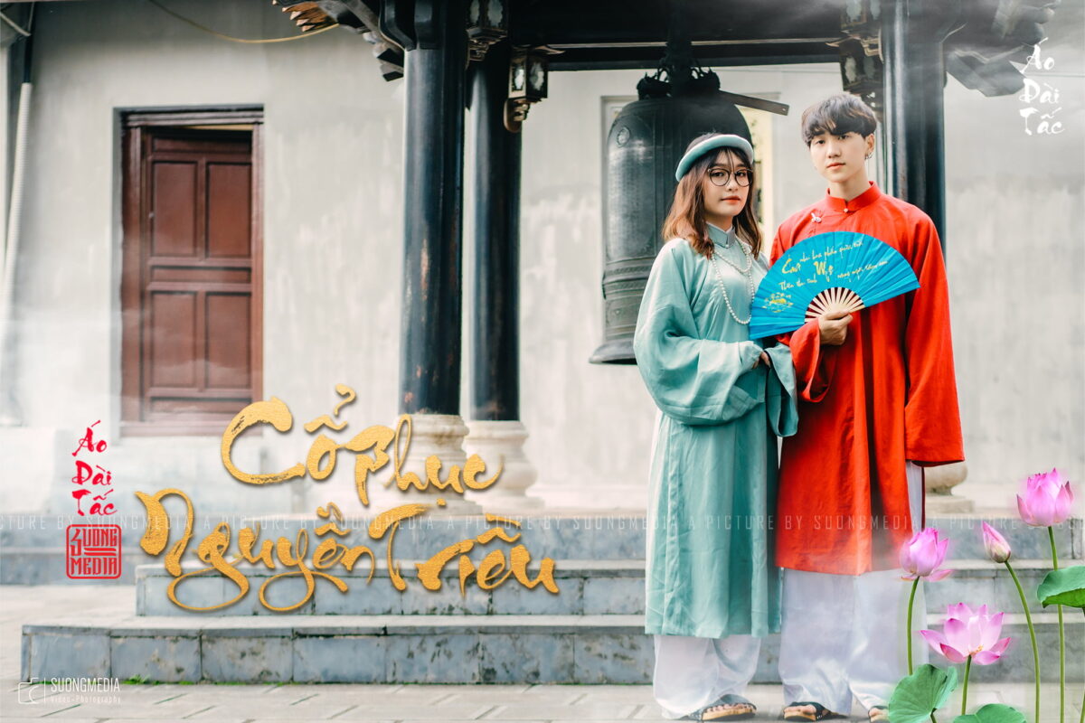 Chụp ảnh kỷ yếu với Cổ Phục Việt (3)