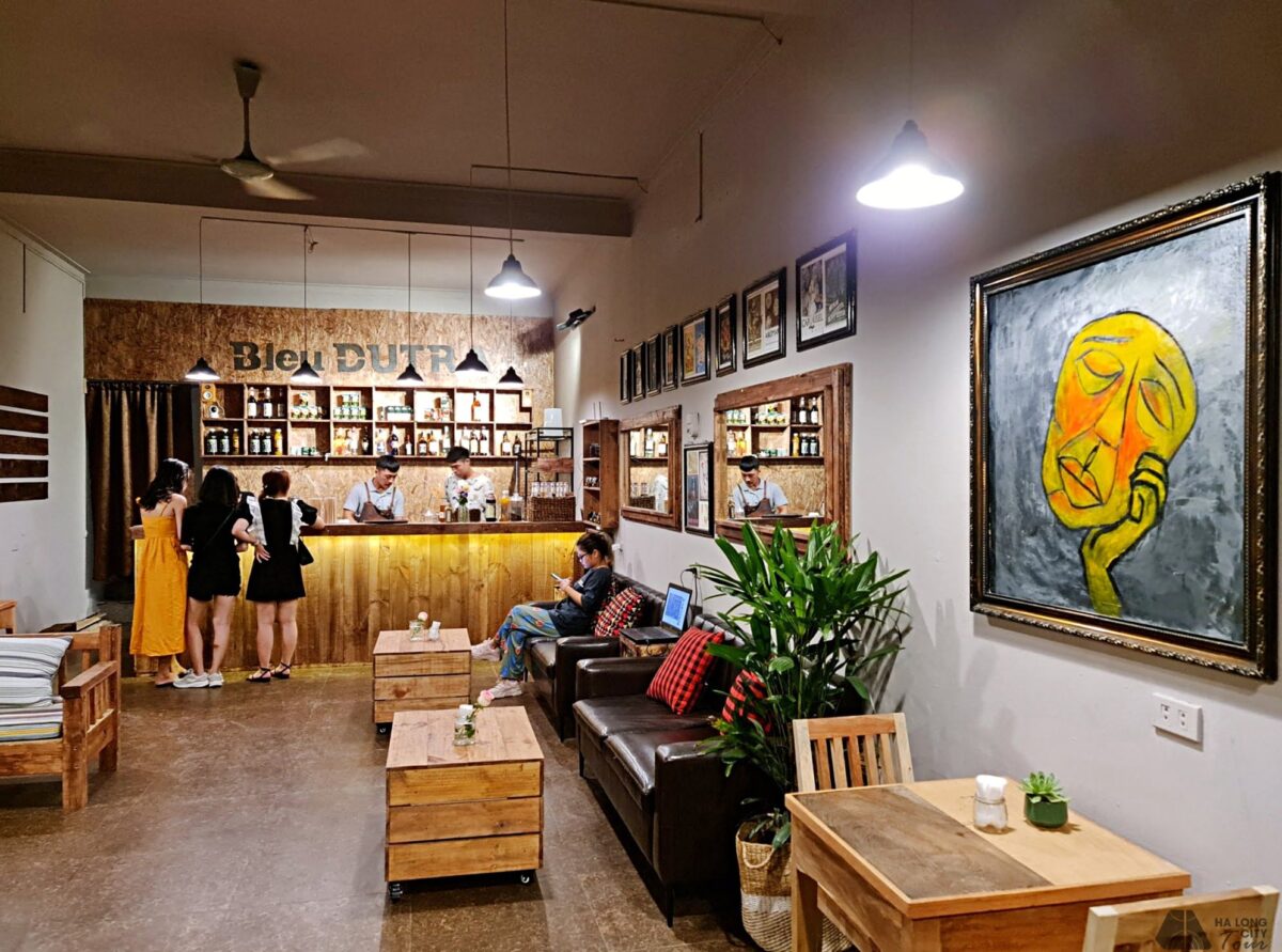 Top 10 quán Cafe Không thể bỏ qua khi đến Hạ Long (10)