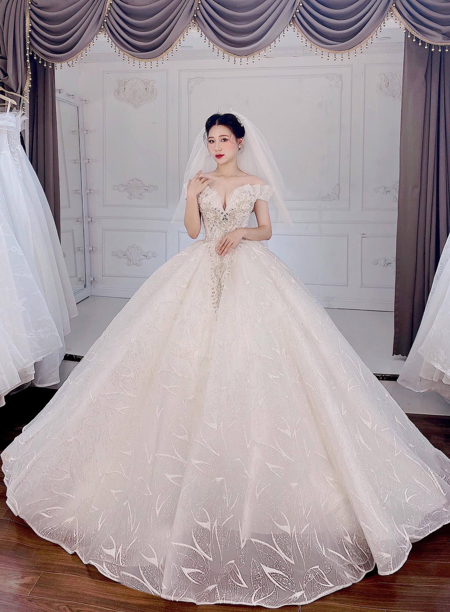 Top 5 tiệm cho thuê váy cưới đẹp tại Hạ Long (4)