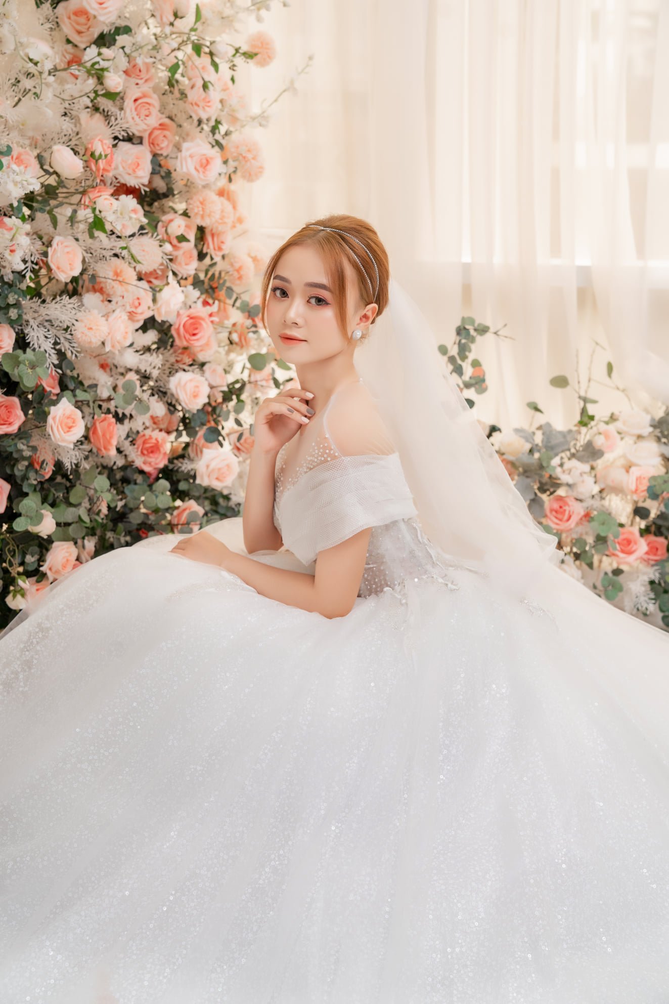 Kinh Nghiệm Chụp Ảnh Cưới Studio Đẹp (5)