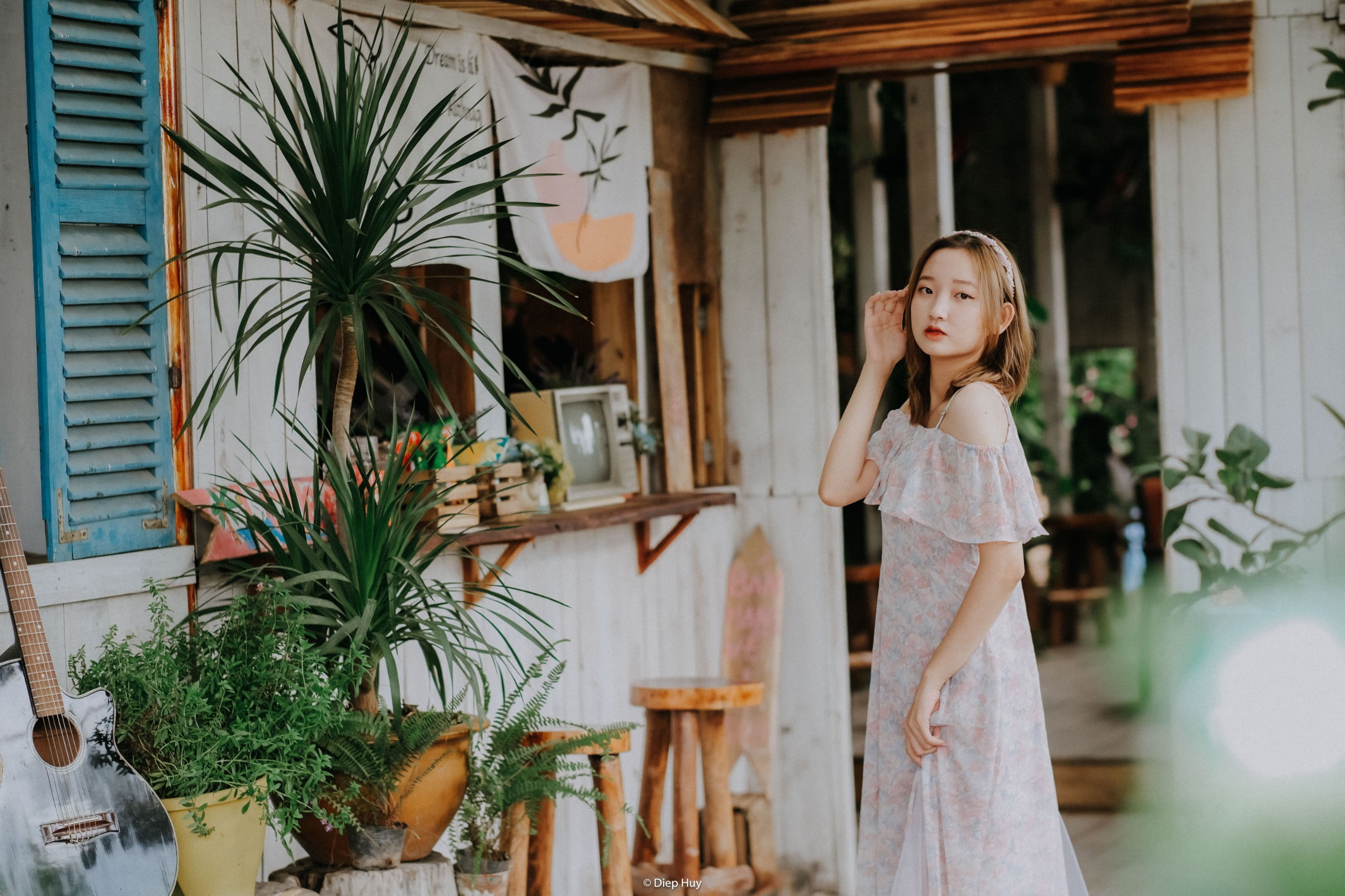 Hướng dẫn cách tạo dáng chụp ảnh đẹp khi mặc váy dành cho các nàng