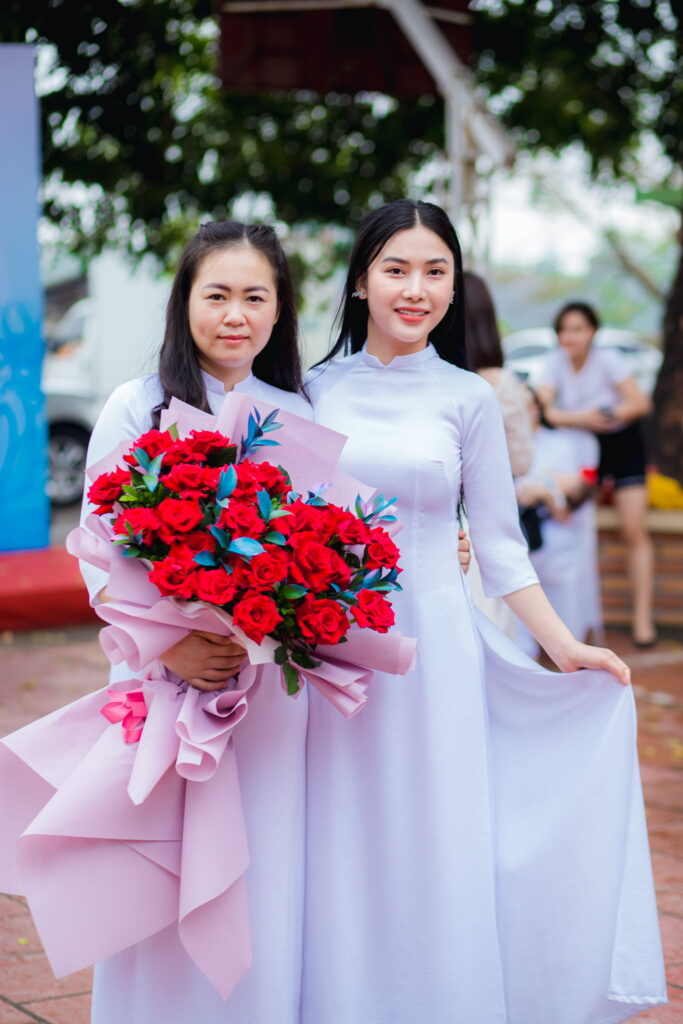Họp Khóa 50 Năm thành lập trường Trường THPT Vũ Văn Hiếu (17)
