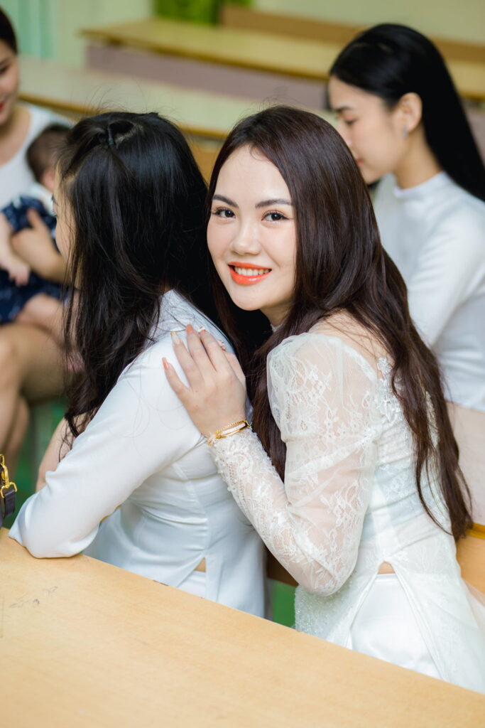 Chụp Ảnh Kỷ Yếu Trong Lớp