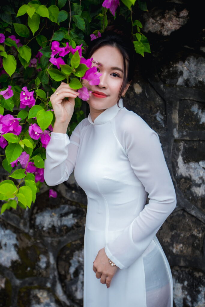 Lưu ý khi tạo dáng chụp ảnh áo dài kỷ yếu
