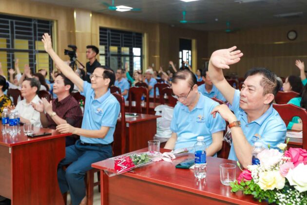 Chụp ảnh Hội Khoá 50 năm. Niên khoá 71-74 (48)