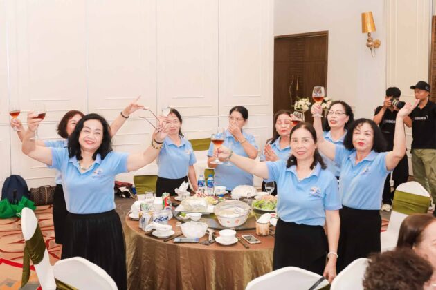 Chụp ảnh Hội Khoá 50 năm. Niên khoá 71-74 (7)
