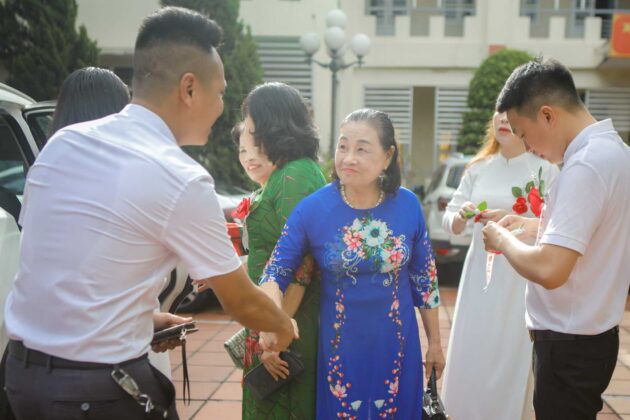 Hội Khoá THPT Lê Hồng Phong Niên khóa 2006-2009 (54)