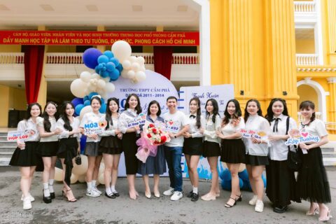 Chụp Ảnh Họp Lớp THPT Cẩm Phả – Sương Media Lưu Giữ Thanh Xuân Bằng Hình Ảnh và Những Cảm (24)