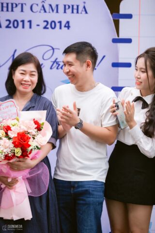 Chụp Ảnh Họp Lớp THPT Cẩm Phả – Sương Media Lưu Giữ Thanh Xuân Bằng Hình Ảnh và Những Cảm (10)