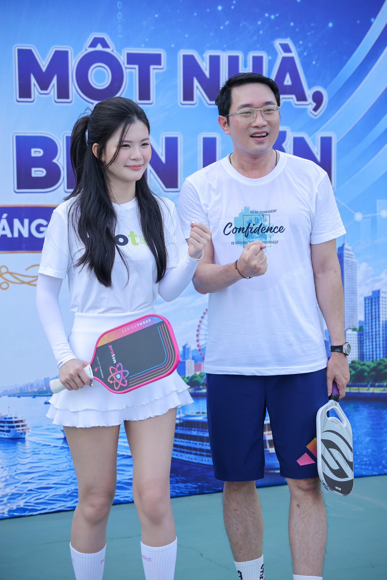 Cặp đôi vận động viên pickleball Sở Tài chính Hà Nội tại Vinpearl Hạ Long